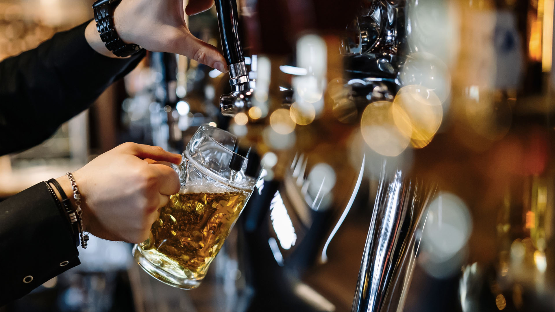 Beer being prepared at the best beer bar in Singapore