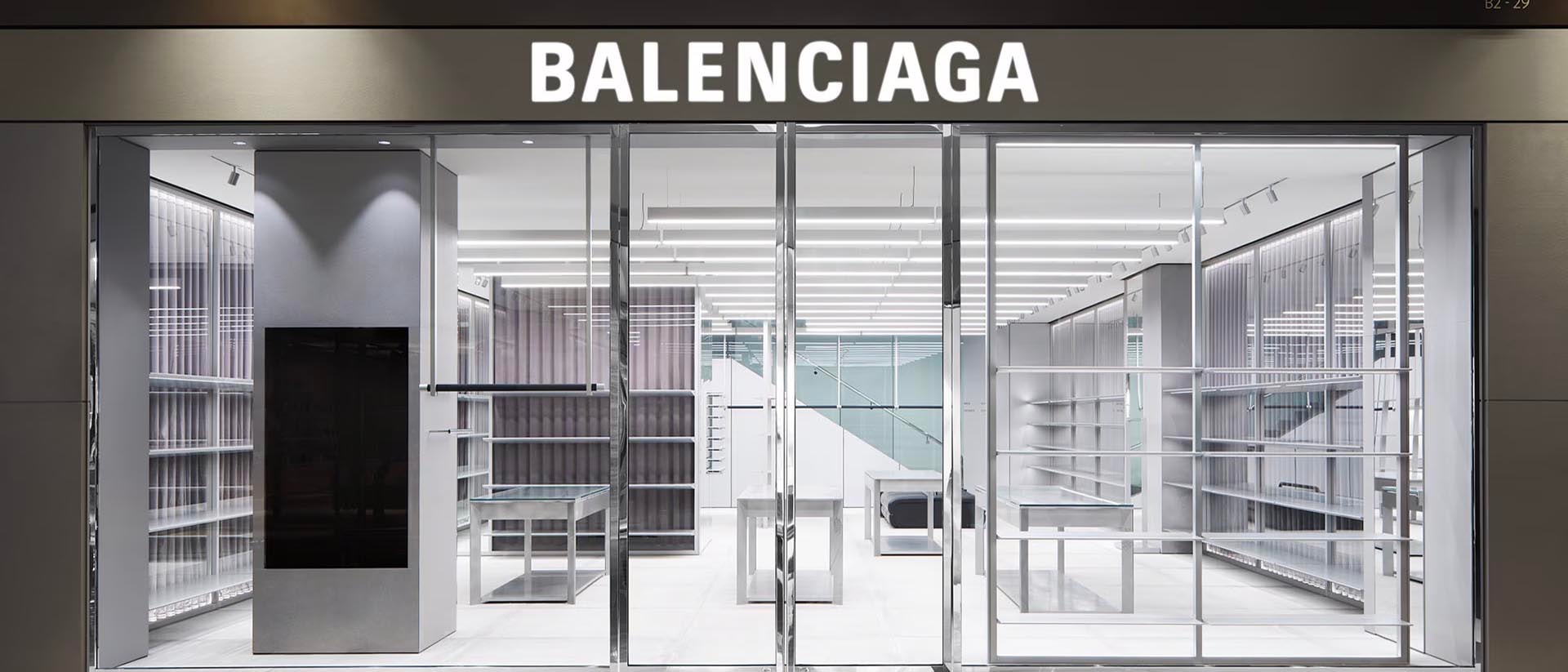 BALENCIAGA