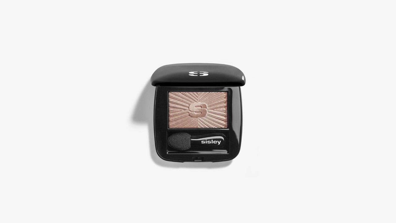 Compact eyeshadow in Shade 14 Sparkling Topaze, from beauty brand Sisley